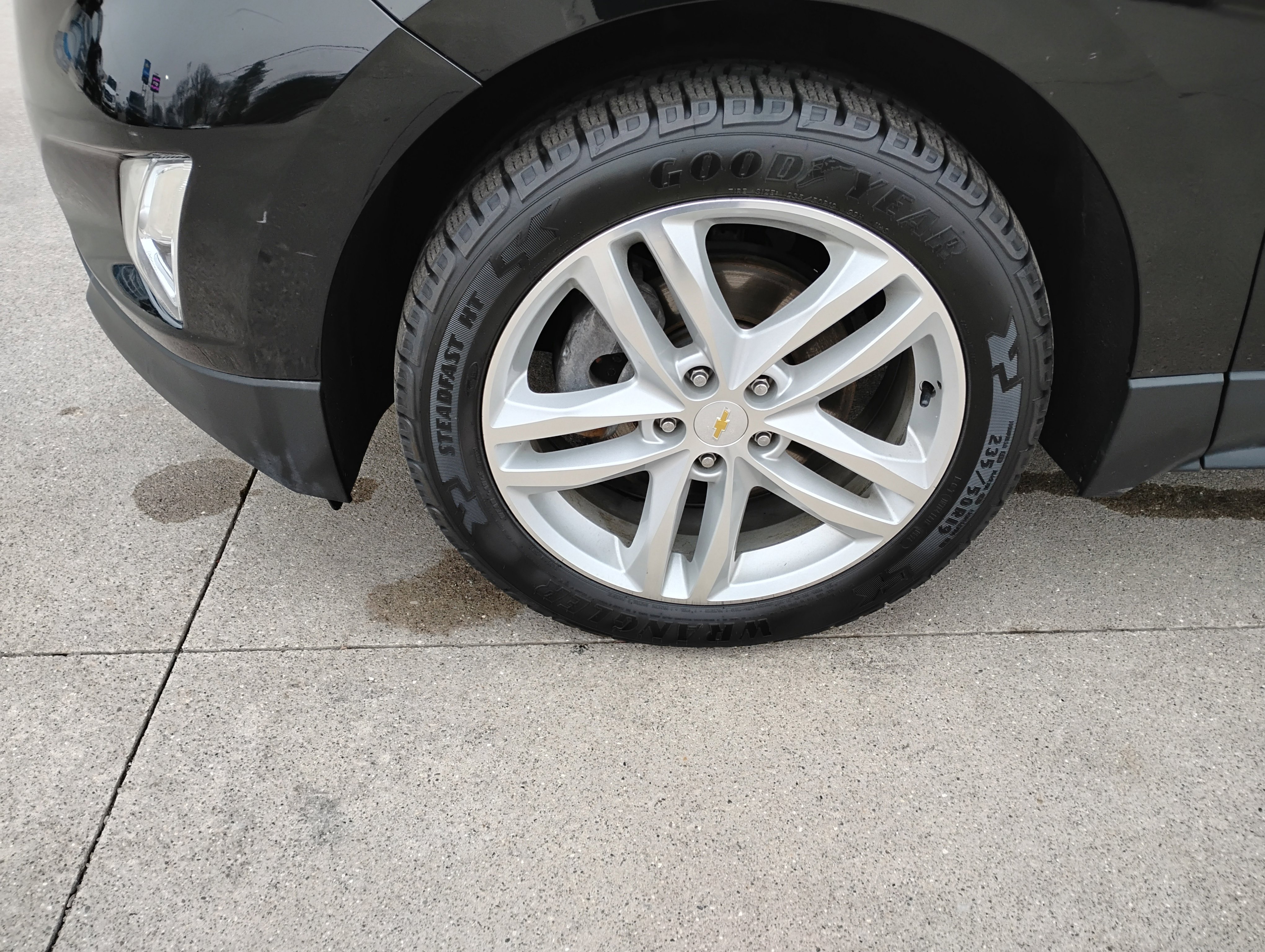 Used 2018 Chevrolet Equinox Premier image 22