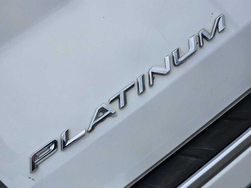 Used 2021 Ford Explorer Platinum w/ Equipment Group 601A image 8