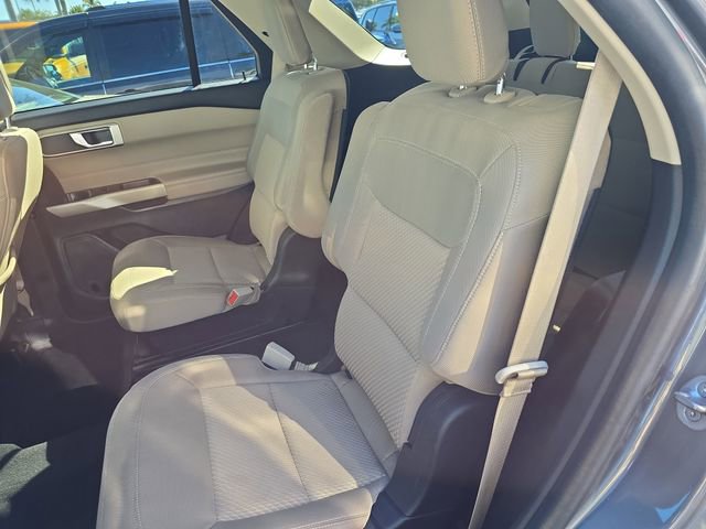 Used 2022 Ford Explorer XLT image 12