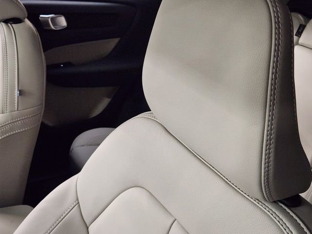 New 2026 Volvo XC40 B4 Plus w/ Protection Package Premier image 14