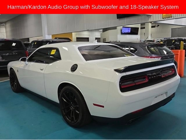 Used 2023 Dodge Challenger SRT Hellcat RWD image 3