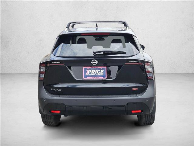 Used 2025 Nissan Kicks SR FWD image 6