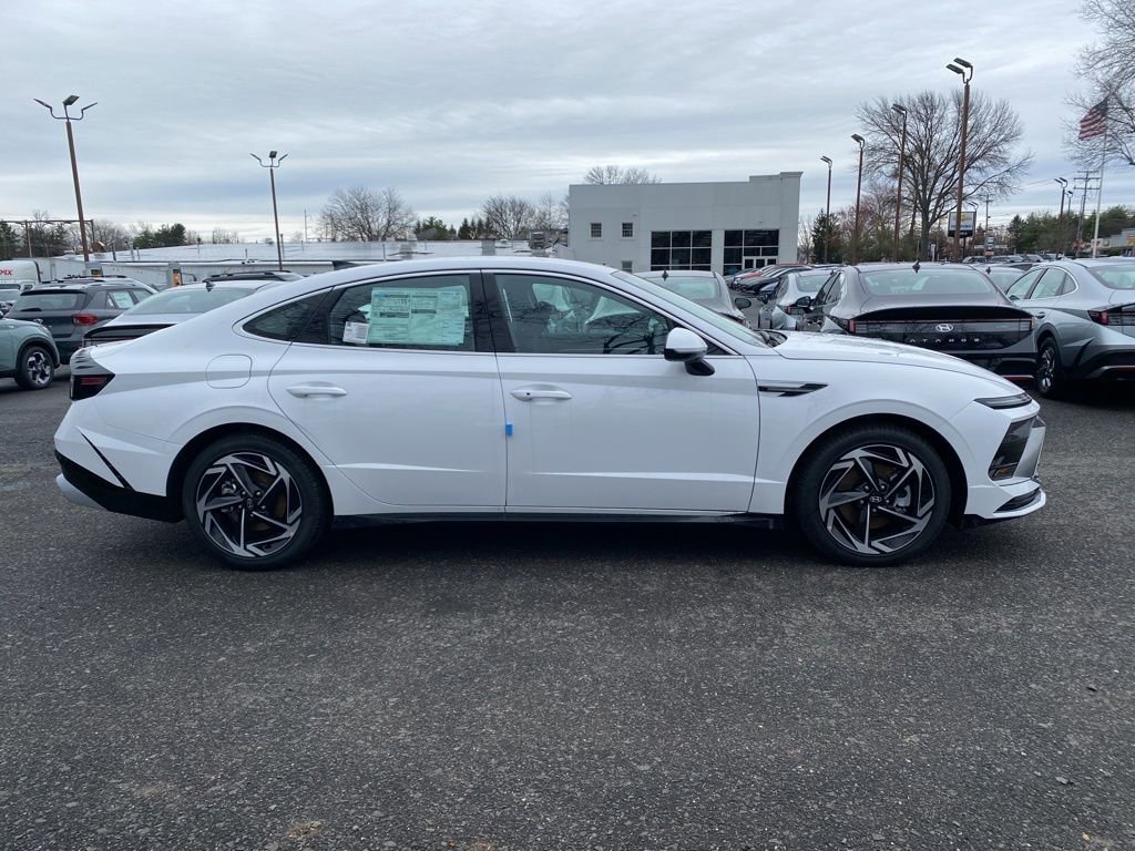 New 2026 Hyundai Sonata SEL AWD/4WD image 2