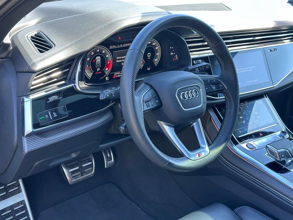 Used 2025 Audi SQ7 Premium Plus w/ Black Optic Package image 13