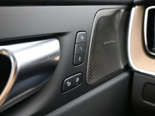 New 2026 Volvo XC60 B5 Plus w/ Protection Package Premier image 30