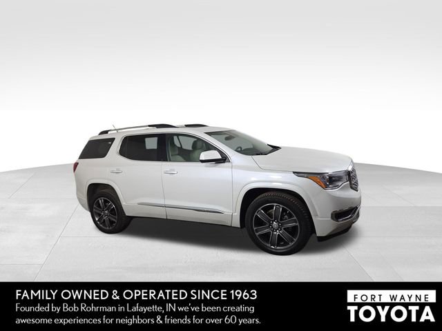 Used 2017 GMC Acadia Denali w/ Technology Package image 5