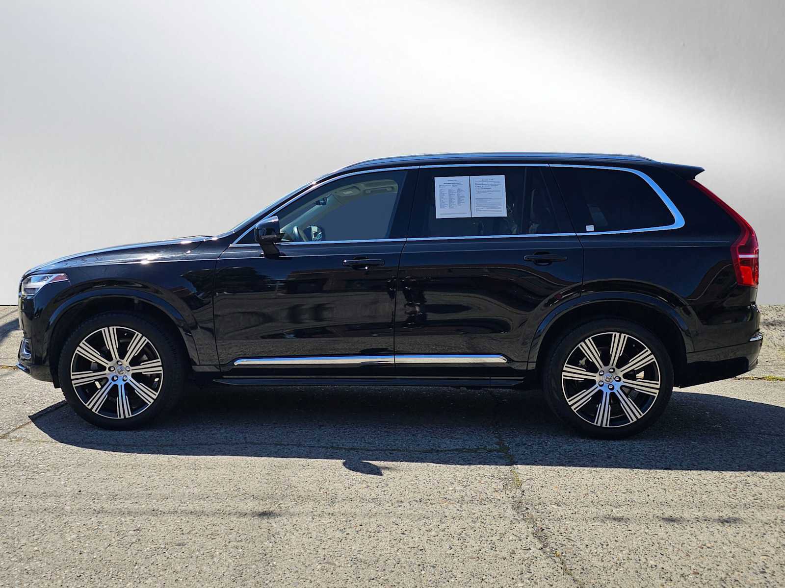 Used 2023 Volvo XC90 B6 Ultimate w/ Protection Package Premier AWD/4WD image 6