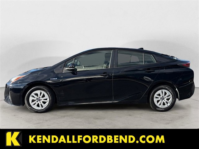 Used 2016 Toyota Prius Two image 2
