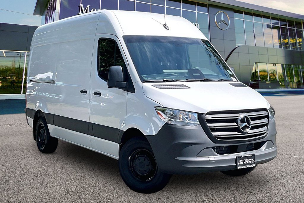 Used 2026 Mercedes-Benz Sprinter 2500 image 1