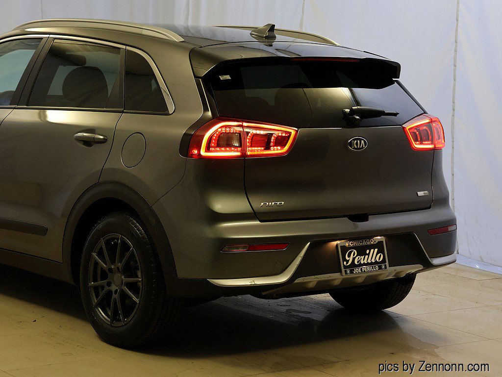 Used 2017 Kia Niro LX FWD image 8
