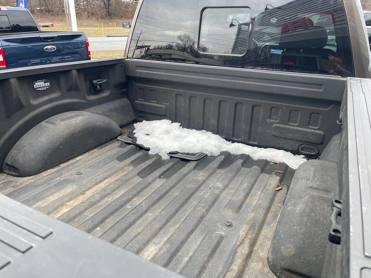 Used 2017 Ford F150 Lariat image 7