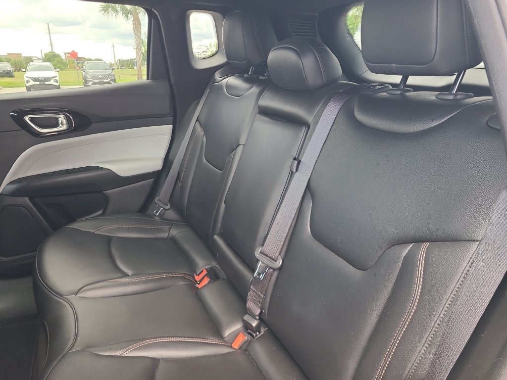 Used 2024 Jeep Compass Limited AWD/4WD image 13
