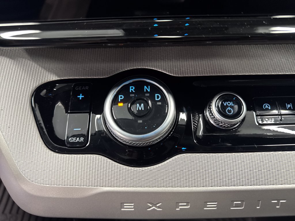 New 2027 Ford Expedition Active AWD/4WD image 25