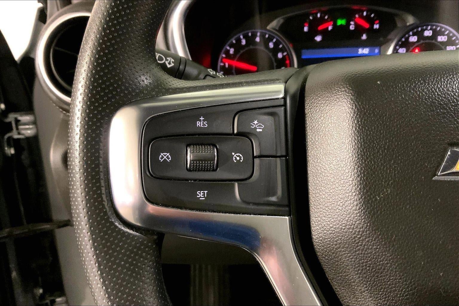 Used 2025 Chevrolet Blazer LT image 18