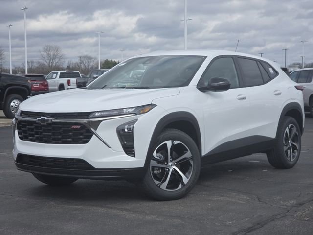 New 2026 Chevrolet Trax RS w/ Driver Confidence Package FWD image 2