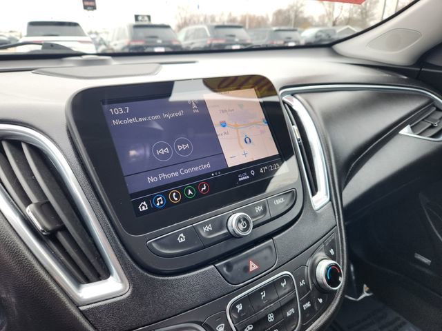 Used 2019 Chevrolet Malibu Premier w/ Sun and Wheel Package image 15