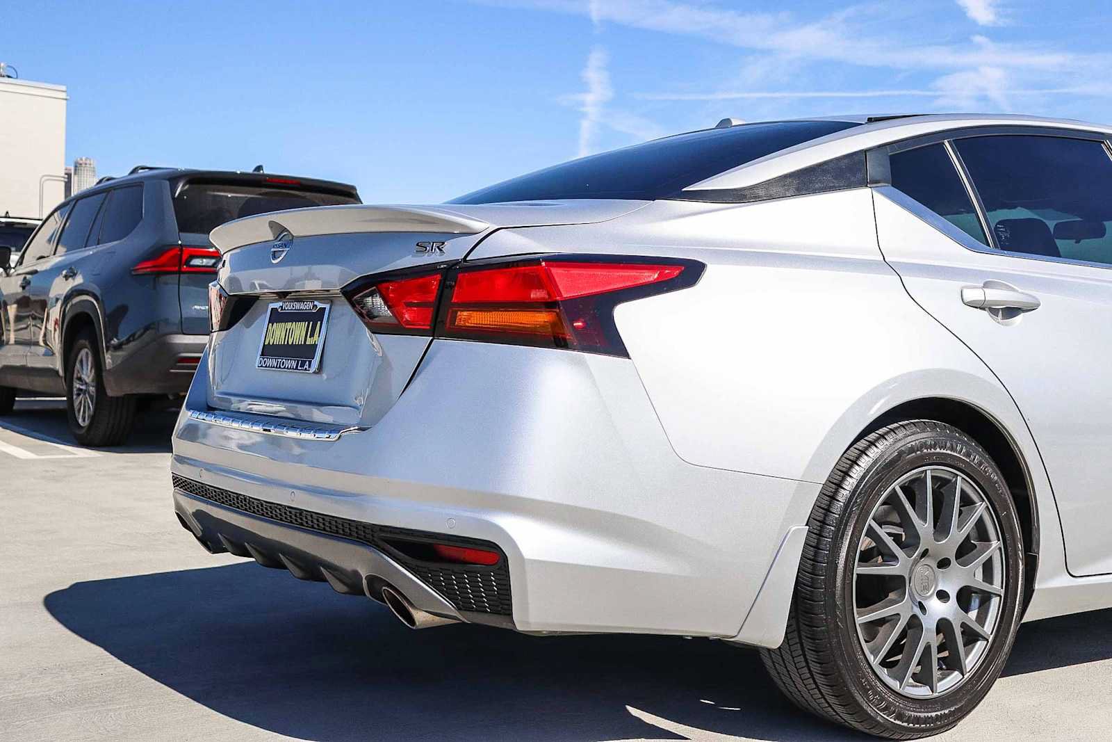 Used 2020 Nissan Altima 2.5 SR FWD image 9
