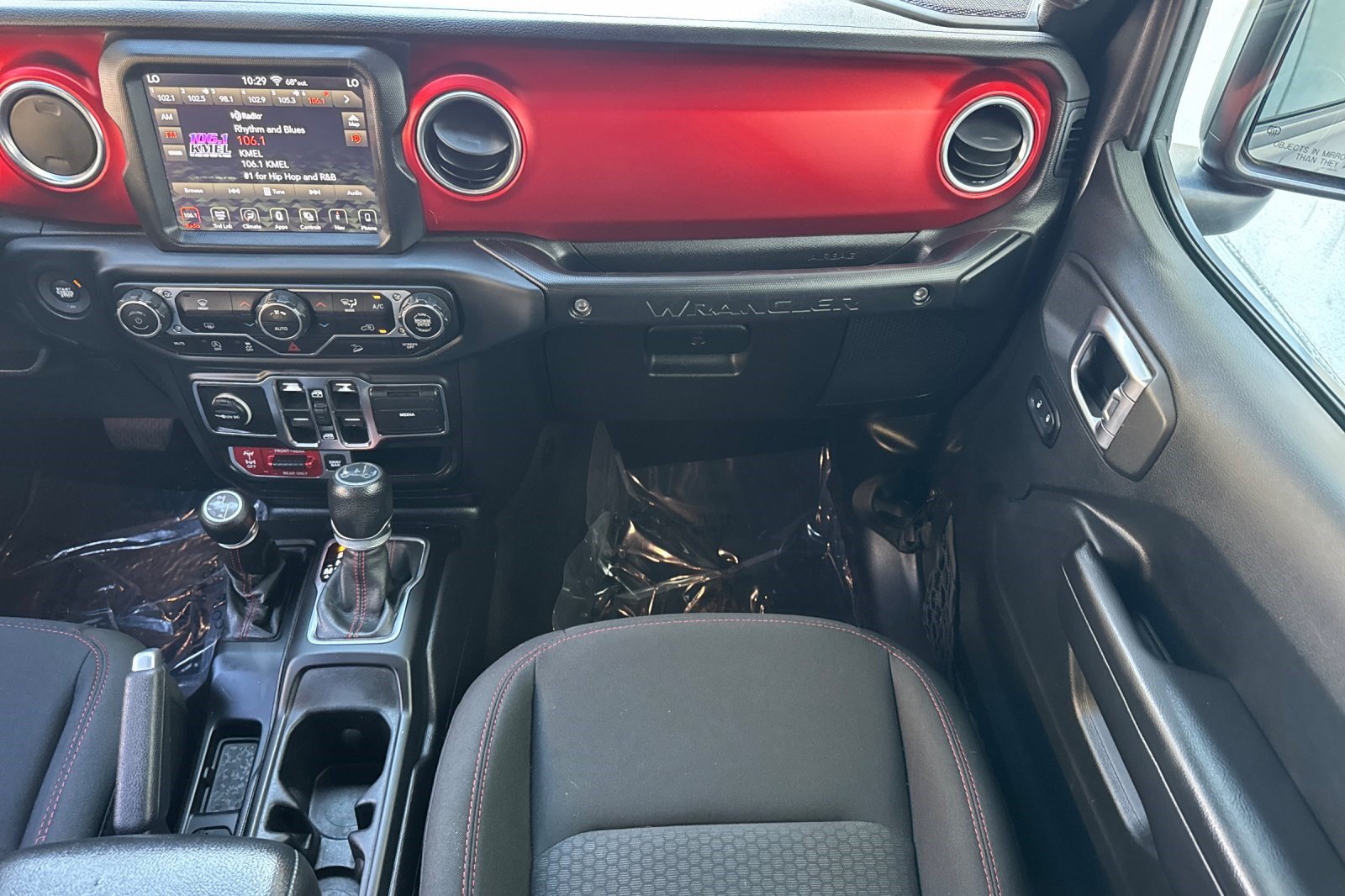 Used 2018 Jeep Wrangler Unlimited Rubicon AWD/4WD image 32