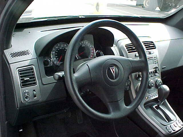 Used 2006 Pontiac Torrent 2WD image 17