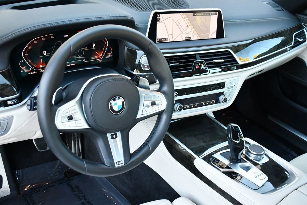 Used 2020 BMW 740i w/ Luxury Rear Seating Package image 12