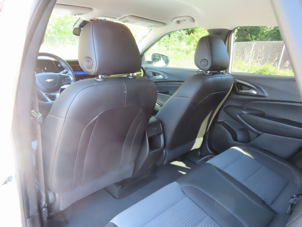 Used 2024 Chevrolet Trax LT w/ Driver Confidence Package image 23