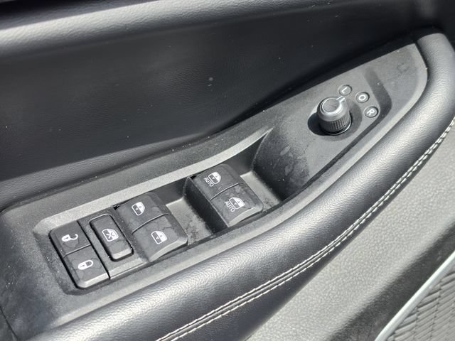 Used 2021 Jeep Grand Cherokee L Laredo RWD image 21