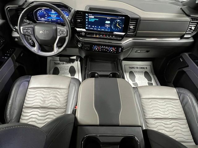 Used 2024 Chevrolet Silverado 2500 ZR2 w/ Technology Package image 26