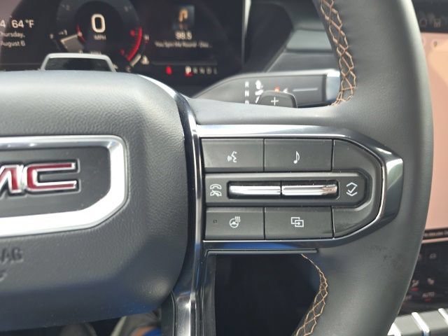Used 2026 GMC Acadia AT4 w/ Super Cruise Package AWD/4WD image 22