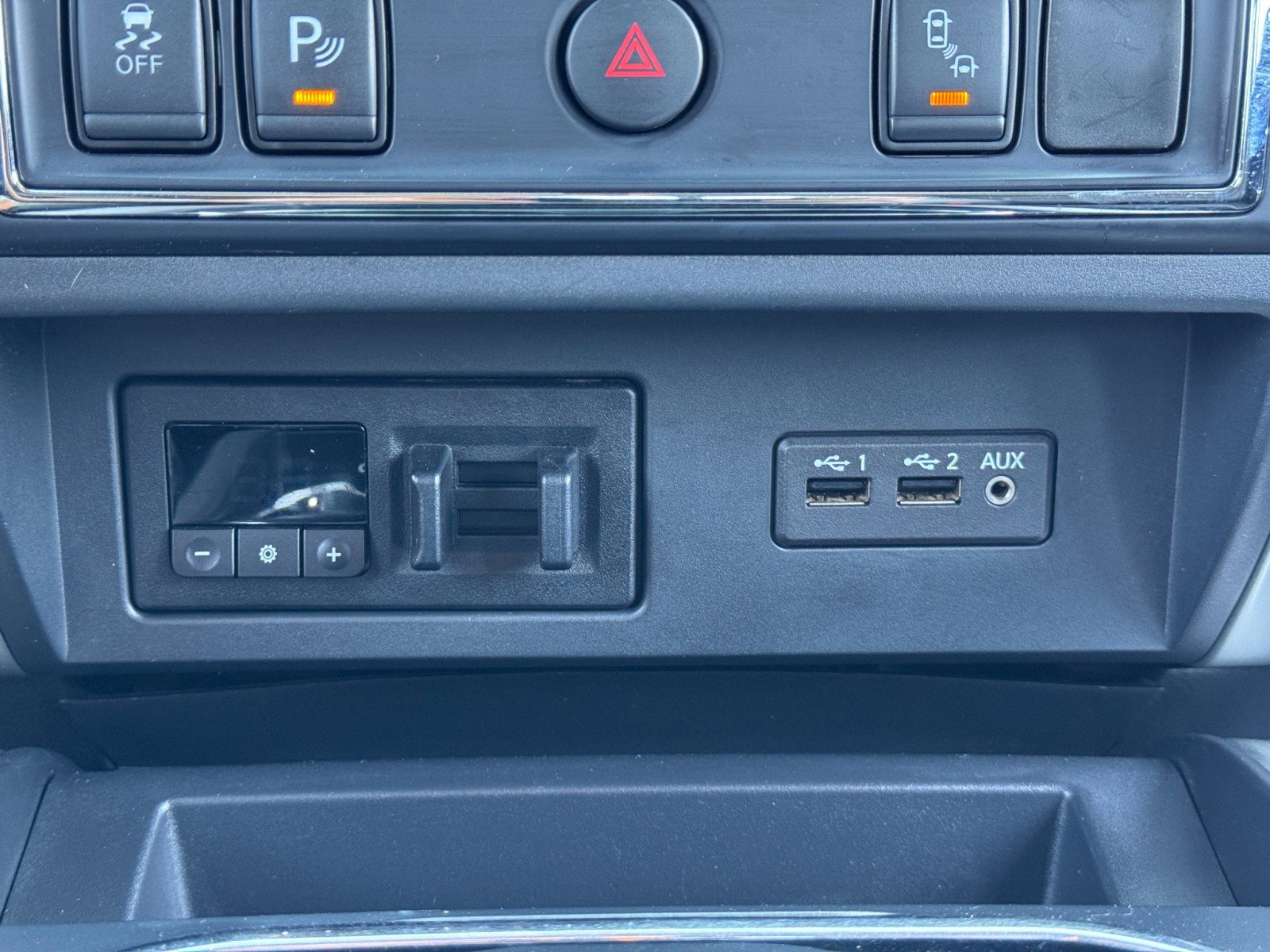 Used 2019 Nissan Titan PRO-4X w/ Pro-4x Utility Package image 28