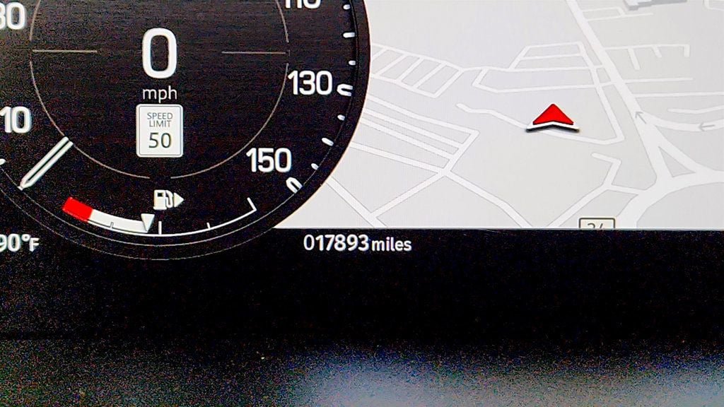 Used 2023 Land Rover Defender 110 X-Dynamic SE AWD/4WD image 16