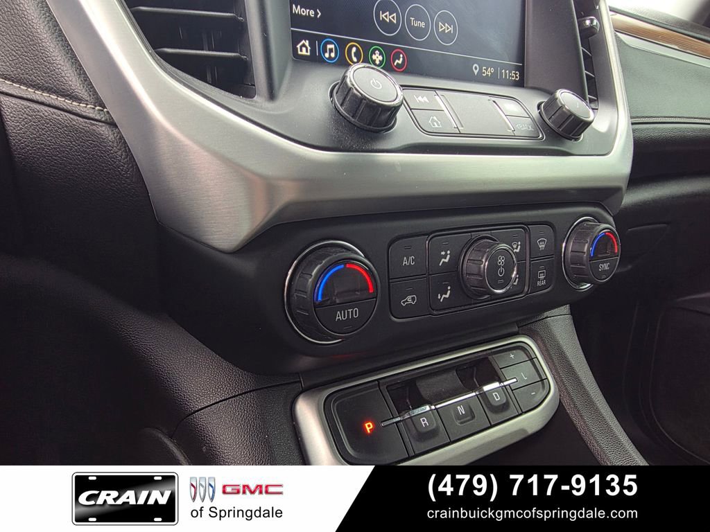 Used 2021 GMC Acadia SLE w/ Driver Convenience Package FWD image 18