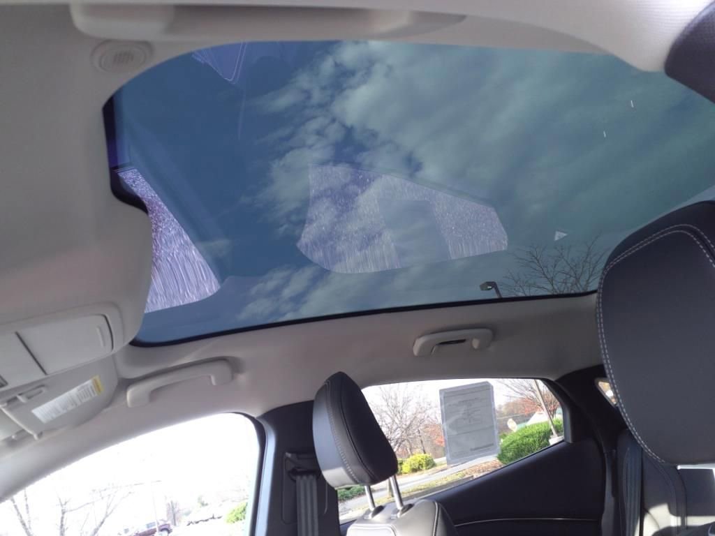 New 2023 Ford Mustang Mach-E Premium image 19