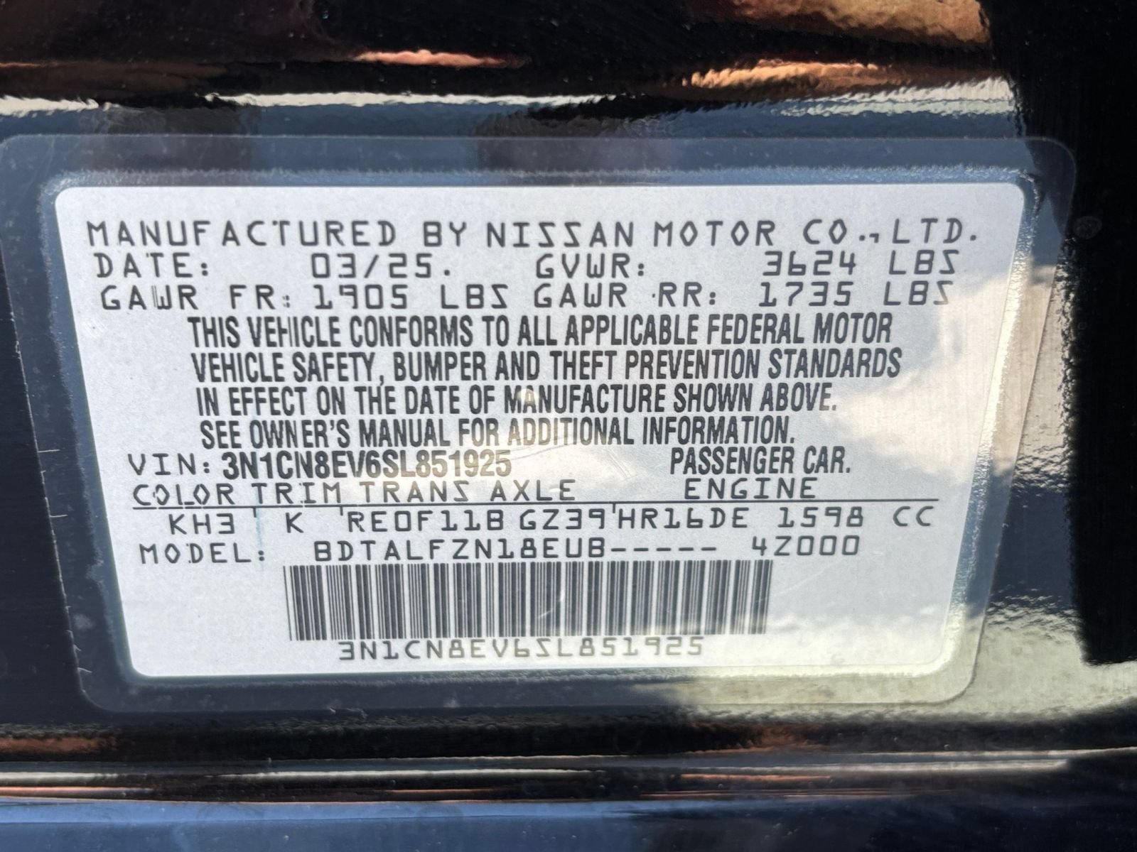 Used 2025 Nissan Versa SV FWD image 28