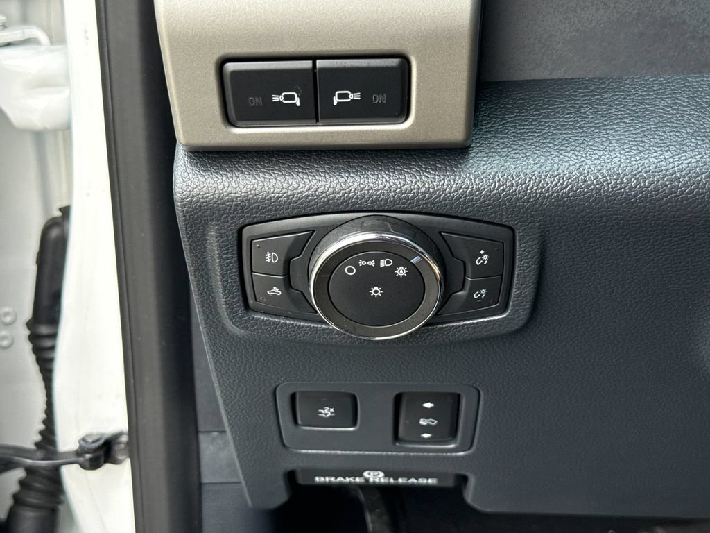 Used 2022 Ford F250 Lariat w/ Lariat Ultimate Package AWD/4WD image 14