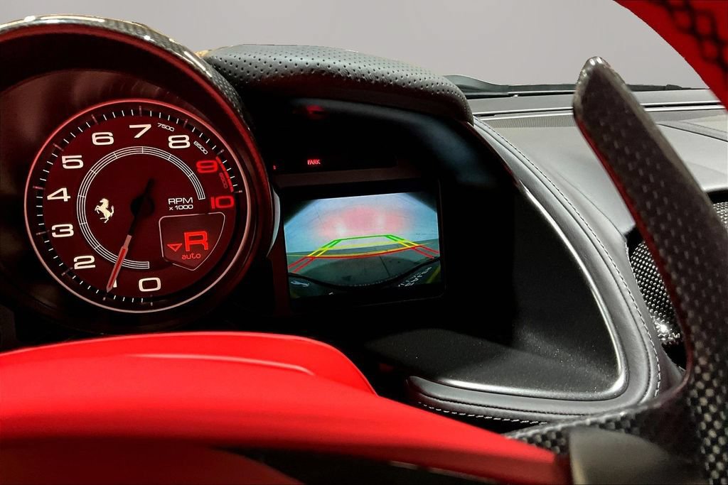 Used 2021 Ferrari 812 GTS RWD image 14