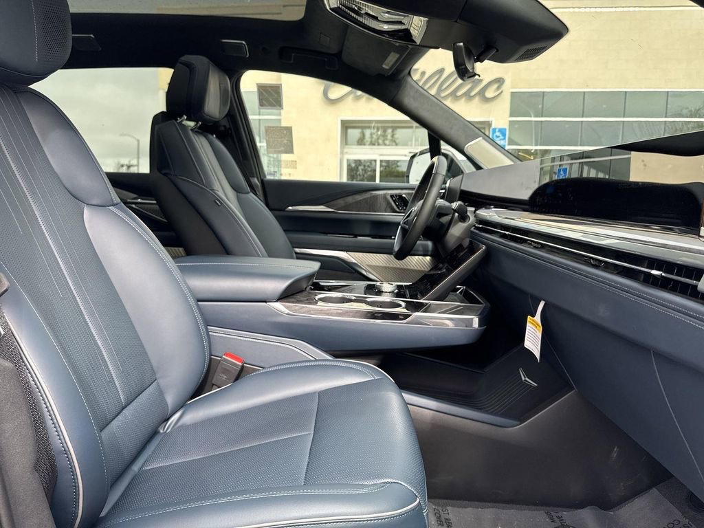 New 2025 Cadillac Escalade IQ Sport 2 image 42