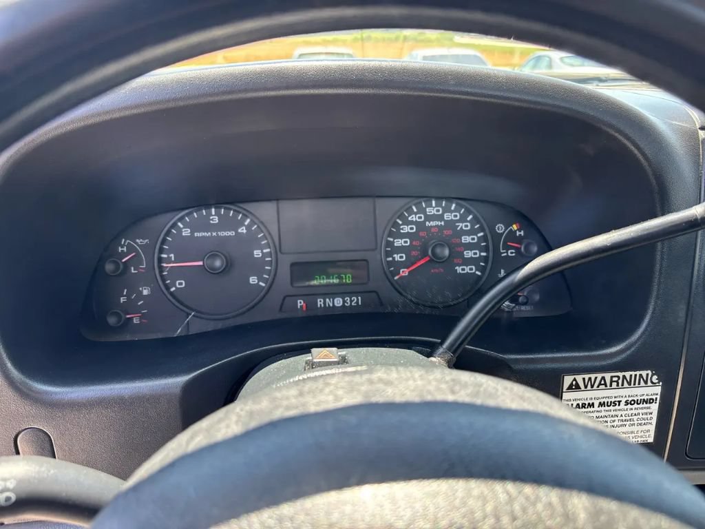 Used 2006 Ford F250 XL RWD image 14