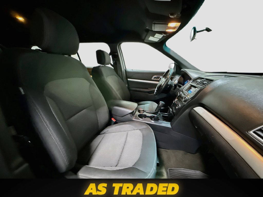 Used 2016 Ford Explorer XLT AWD/4WD image 29