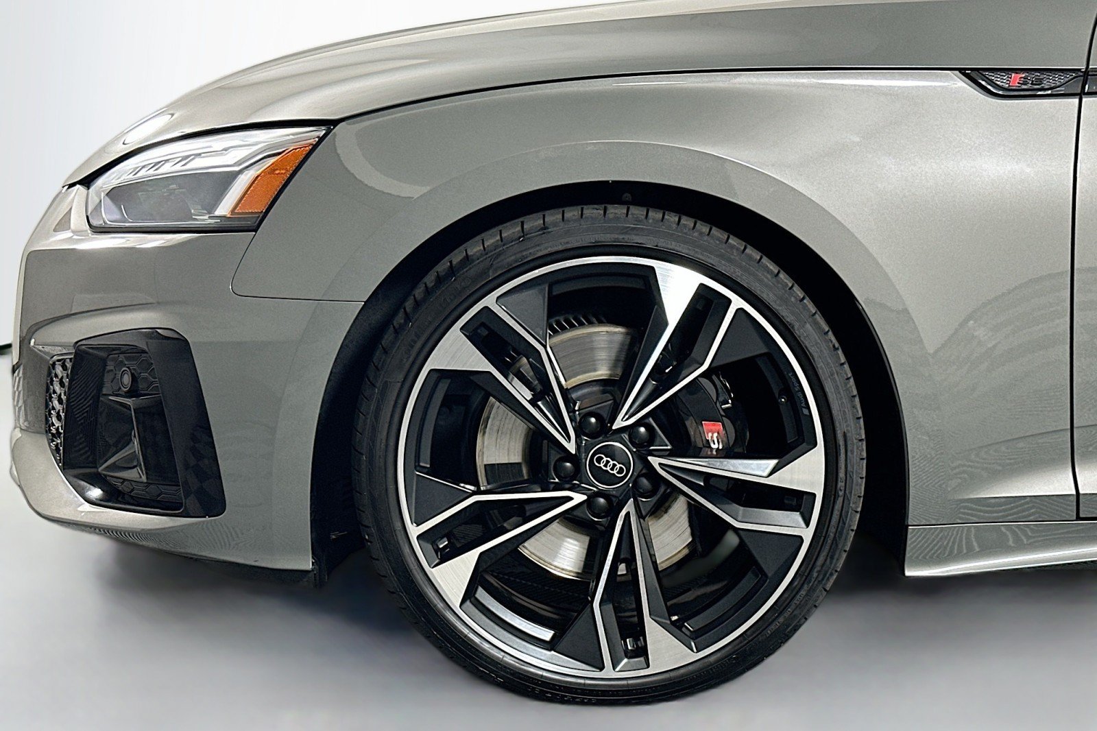 Used 2024 Audi S5 Premium Plus w/ Premium Plus Package AWD/4WD image 12