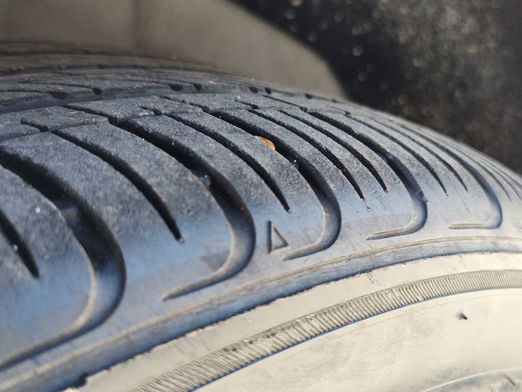 Used 2025 Hyundai Elantra Sport image 14