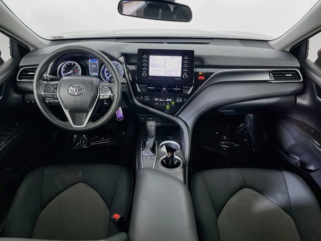 Used 2022 Toyota Camry LE FWD image 12