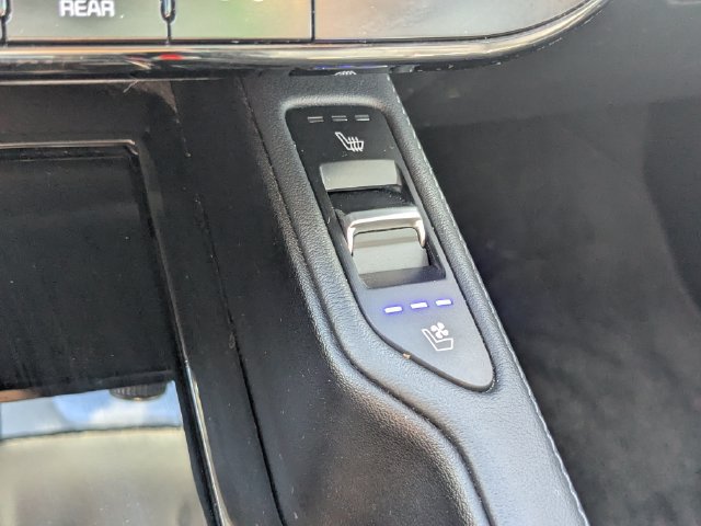Certified 2024 Kia Telluride EX FWD image 23
