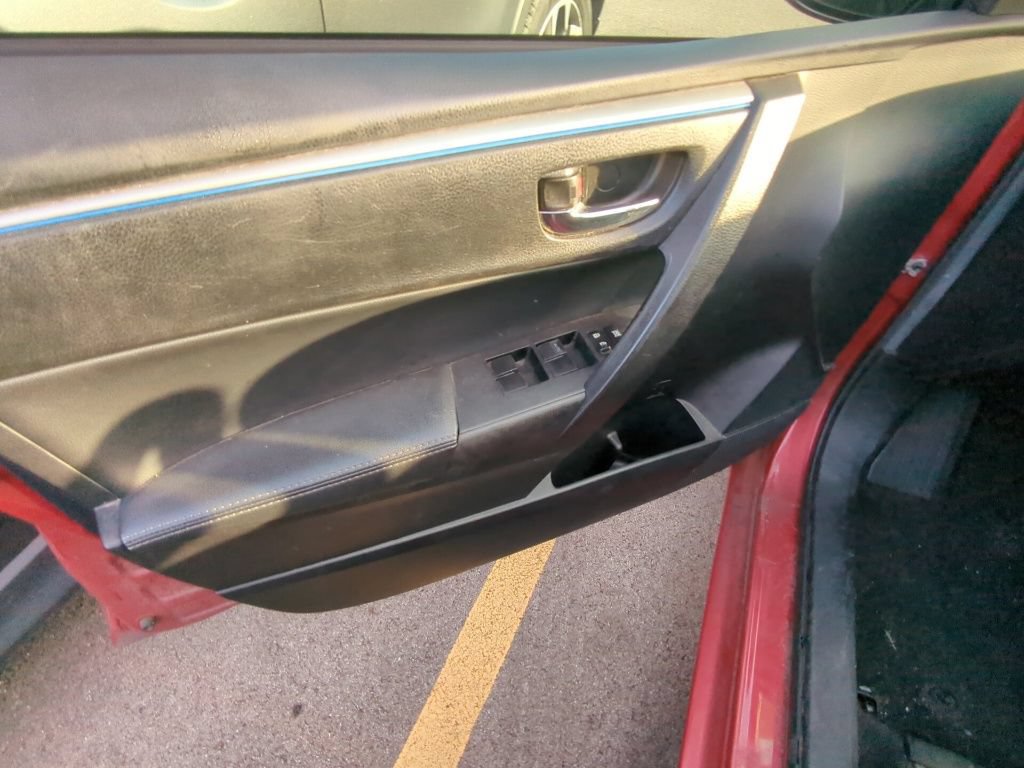 Used 2015 Toyota Corolla S FWD image 8