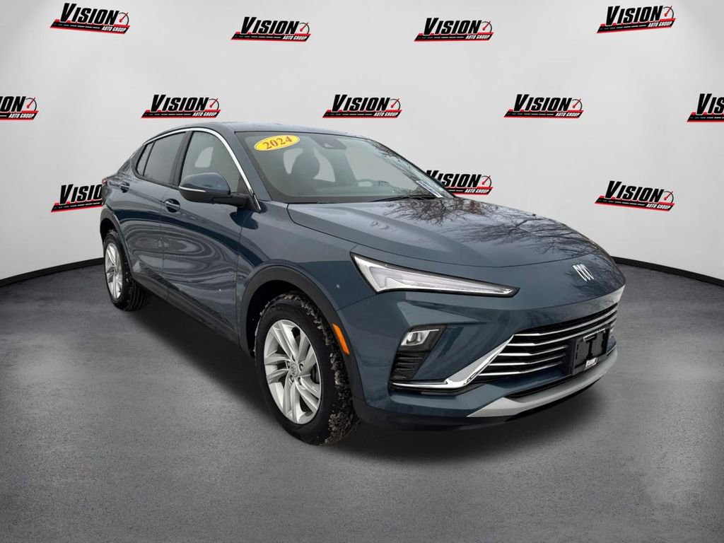 Used 2024 Buick Envista Preferred video 3