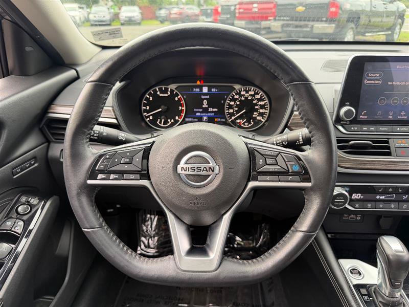 Used 2020 Nissan Altima 2.0 Platinum FWD image 31