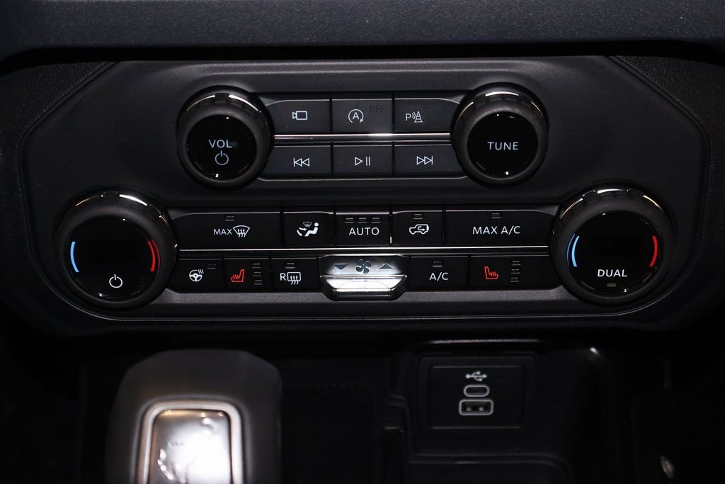 New 2026 Ford Bronco Outer Banks image 28