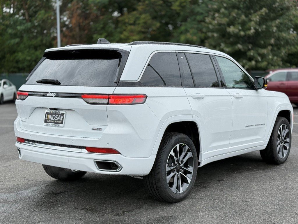 New 2025 Jeep Grand Cherokee Overland w/ Adv Protech Group III image 3