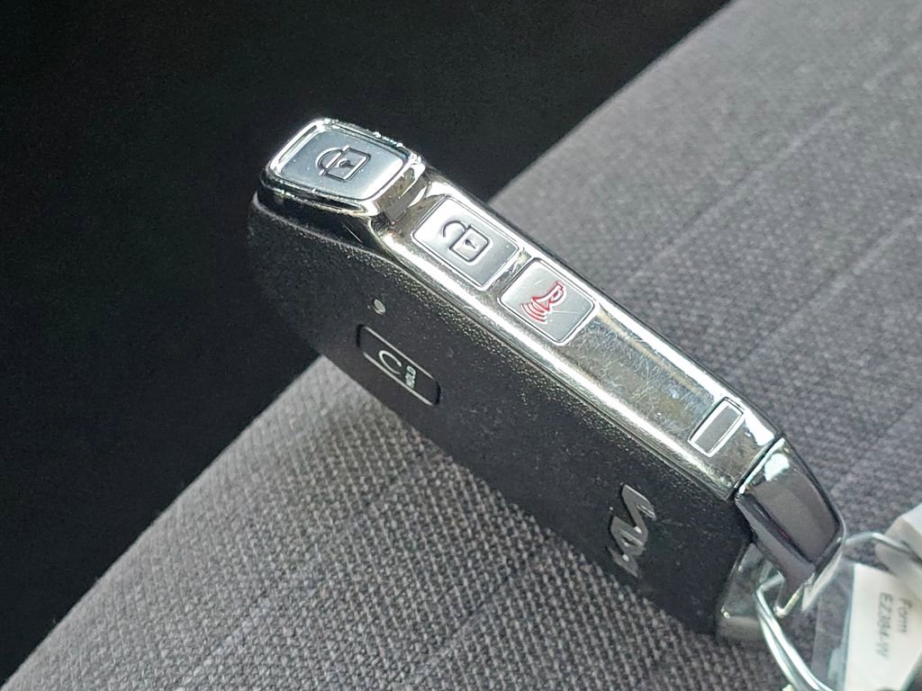 Used 2023 Kia Seltos S w/ Navigation Package image 32