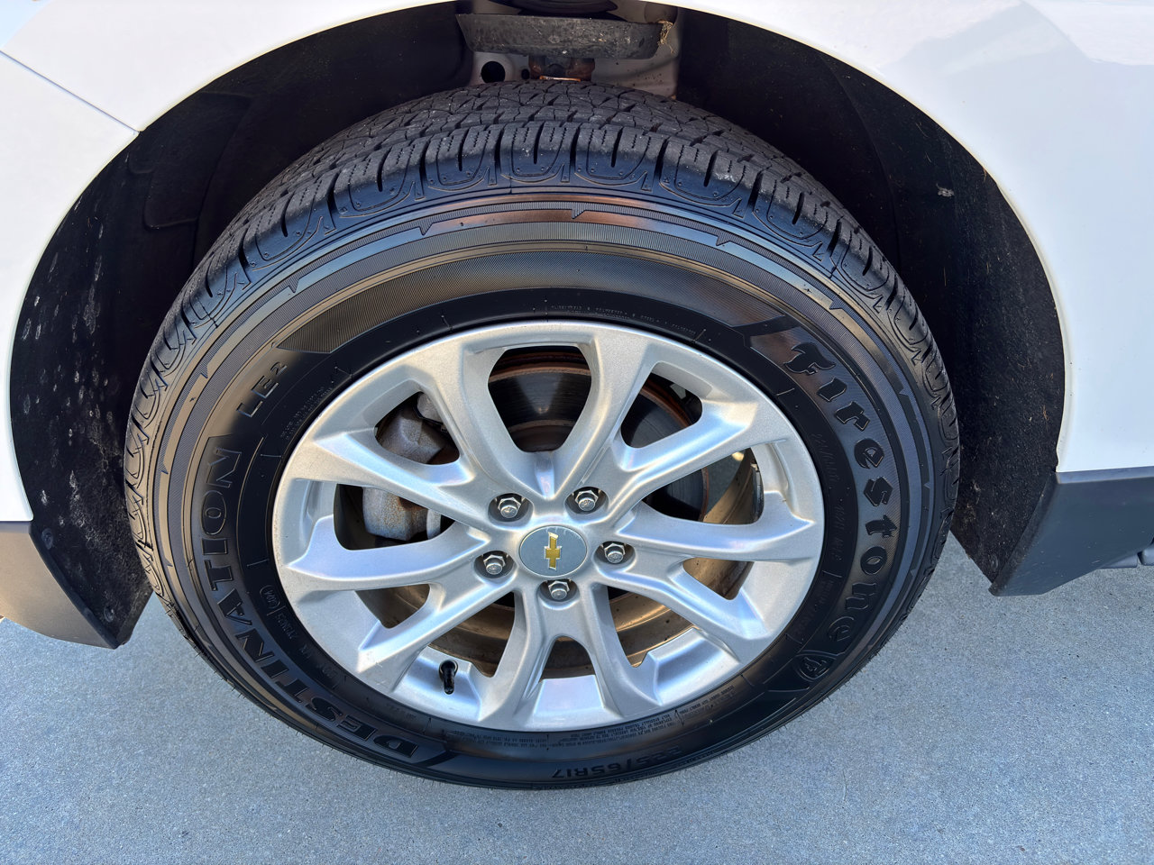 Used 2018 Chevrolet Equinox LT image 11