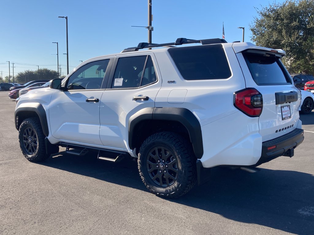 New 2026 Toyota 4Runner SR5 AWD/4WD image 6